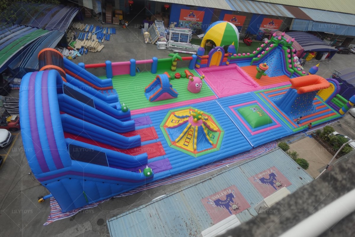 Slilytoys0927's tweet image. Giant Inflatable Castle Park outdoor inflatable amusement park Inflatable Fun City for theme park
Whatsapp: +8613113312502
Email: saler3@lilytoys.com
#slide #funcity #obstacle #castle #bouncy