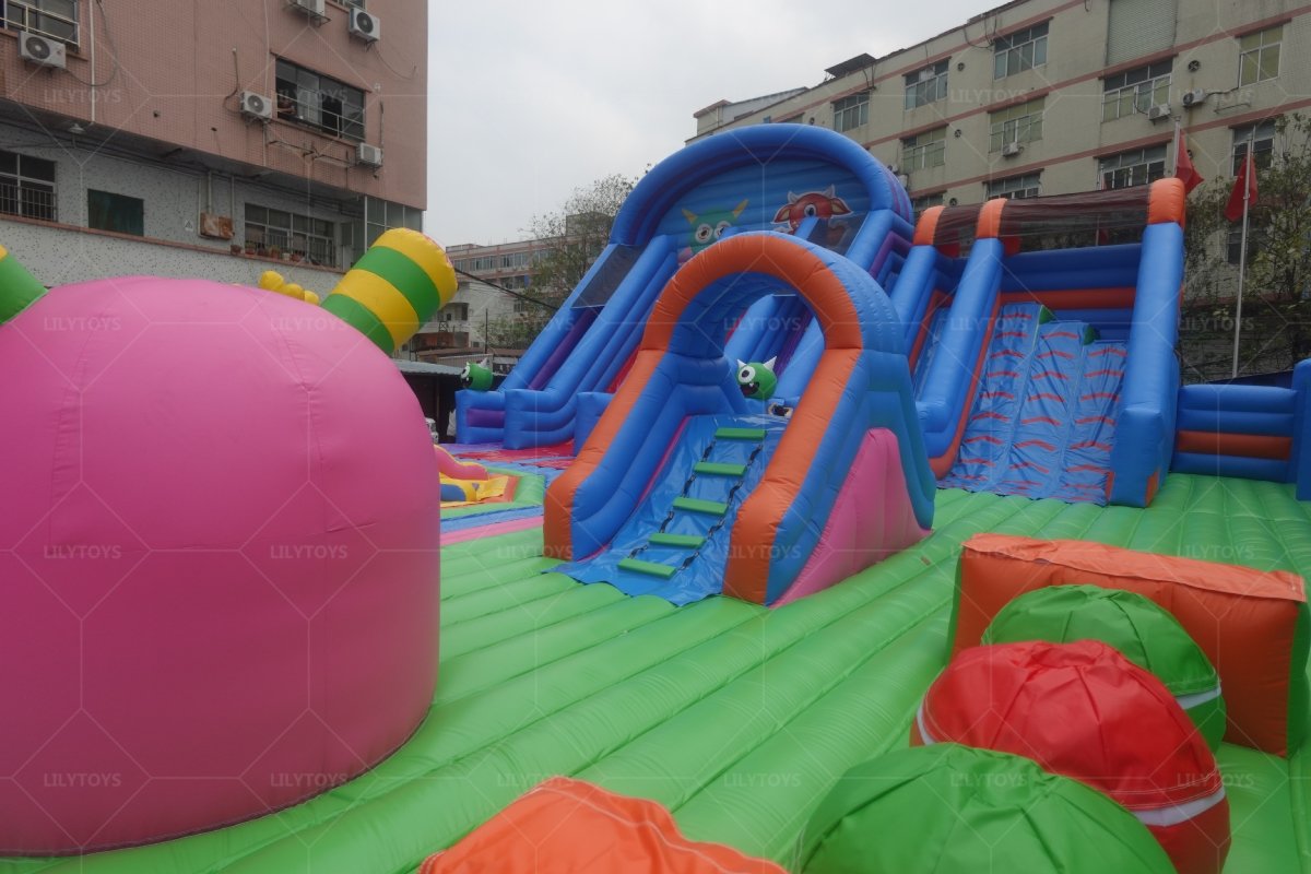 Slilytoys0927's tweet image. Giant Inflatable Castle Park outdoor inflatable amusement park Inflatable Fun City for theme park
Whatsapp: +8613113312502
Email: saler3@lilytoys.com
#slide #funcity #obstacle #castle #bouncy