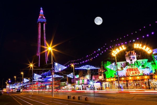 thepriceiswight's tweet photo. Off-Island Day Trips &amp; Escapes - https://t.co/T565AHtwjX https://t.co/hLQ5lhQu8s