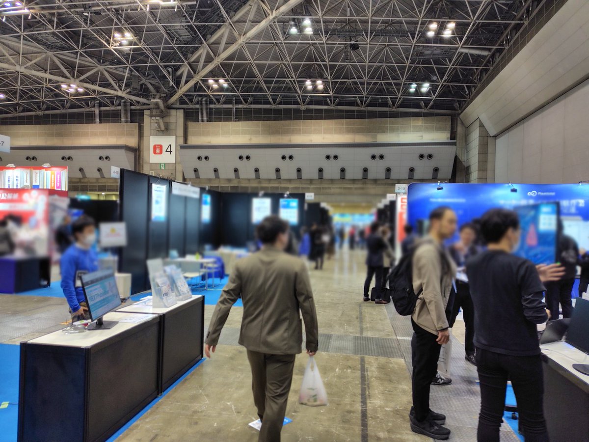 DCJcoltd's tweet photo. かつてはChatGPT中心だった企業のAI活用も、今はGeminiとの併用・使い分けが主流に。「一強」から「最適な組み合わせ」を選ぶ時代へ。

#ChatGPT
#Gemini
#AI_DX
#営業DX
#マーケティングDX https://t.co/NMUnTNZ8qb