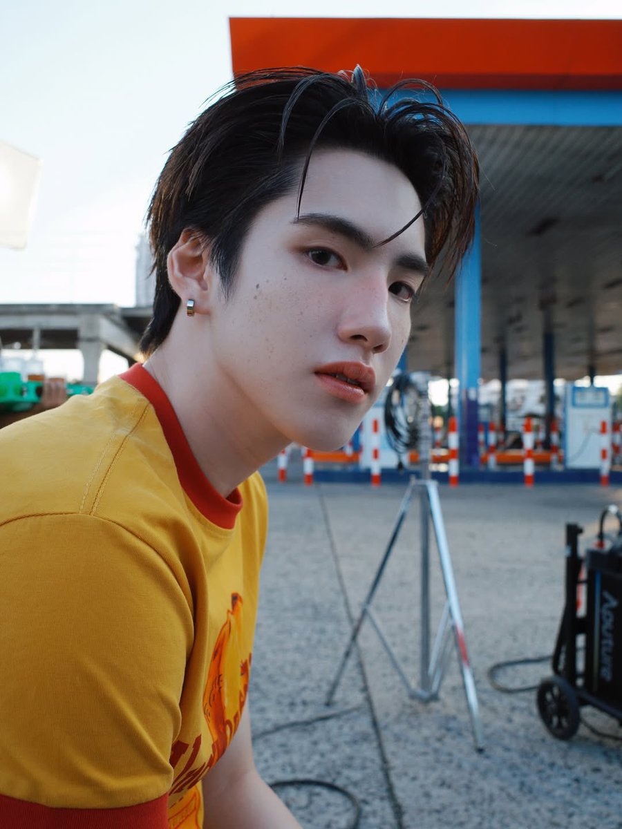 PHUTATCHAI OFFICIAL 🏒🎤 tweet media