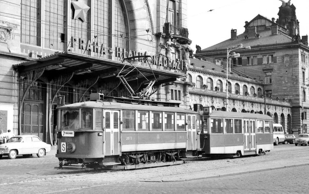 Pražské příběhy tweet media