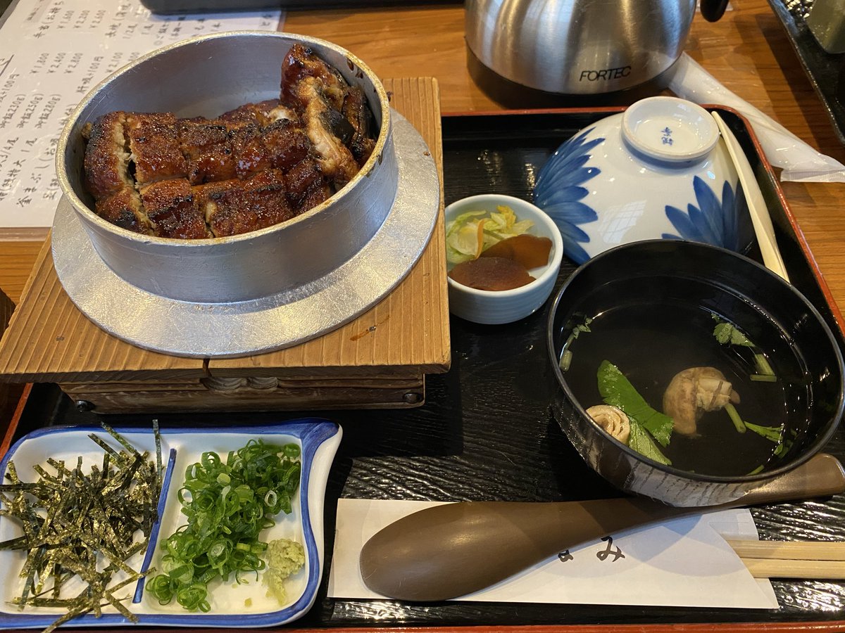 ひーじゃー店長の奮闘記 tweet media