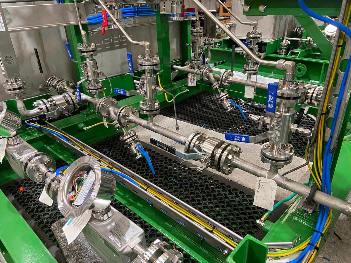 PII Magazine tweet media