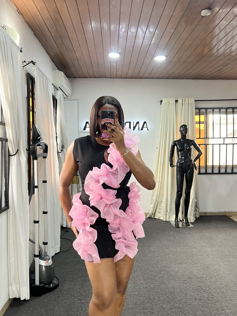 ___andrella__'s tweet photo. Black lace dress 28,900
Swirl dress 29,900
Ruffle swirl dress 50,000
Asymmetrical plisse dress 28,900
.
.
Please retweet 
#ANDRELLA 
#shopAndrella https://t.co/BOBGBDMimm
