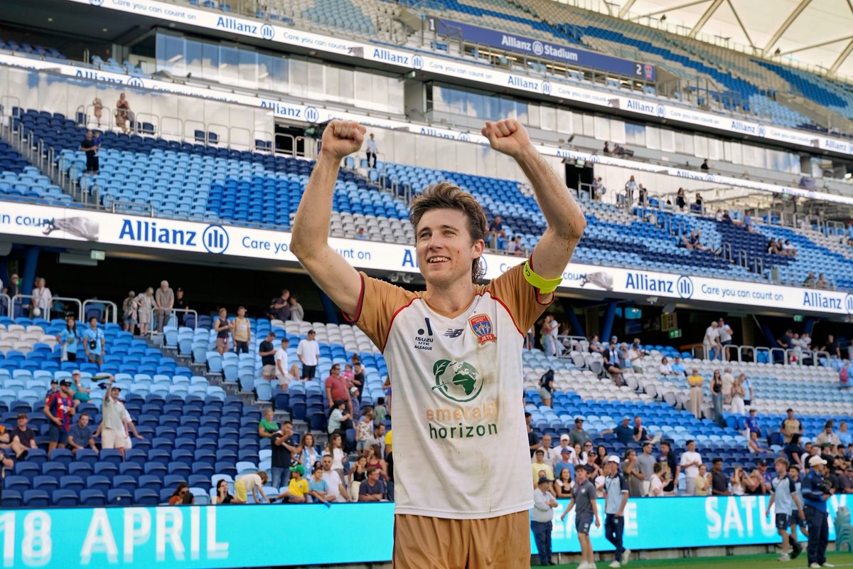 Matt Vandenberg tweet media