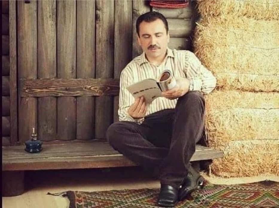 erkanguleer's tweet photo. Kendini ilahi kelimetullah ve nizamı alem davasına adamış,nokta kadar menfaat için virgül gibi eğilmeyen şehit lider.
Muhsin YAZICIOĞLU’nun şehadetinin 17.sene-i devriyesinde rahmetle, şükranla ve özlemle yâd ediyorum. Ruhu şâd, mekanı cennet, makamı âli olsun.
#muhsinyazicioglu https://t.co/ZtpsVMttq8