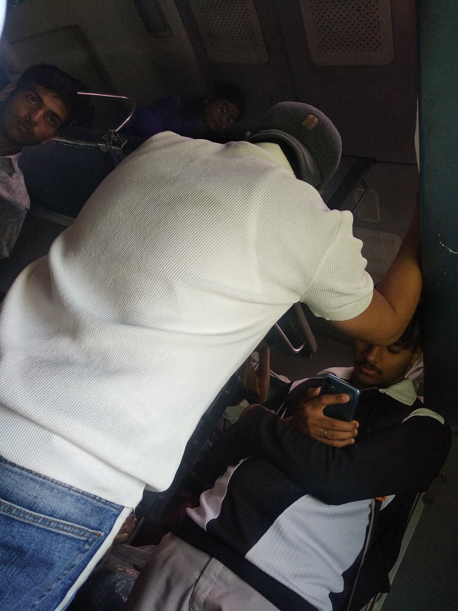 Bhaskar Singh tweet media