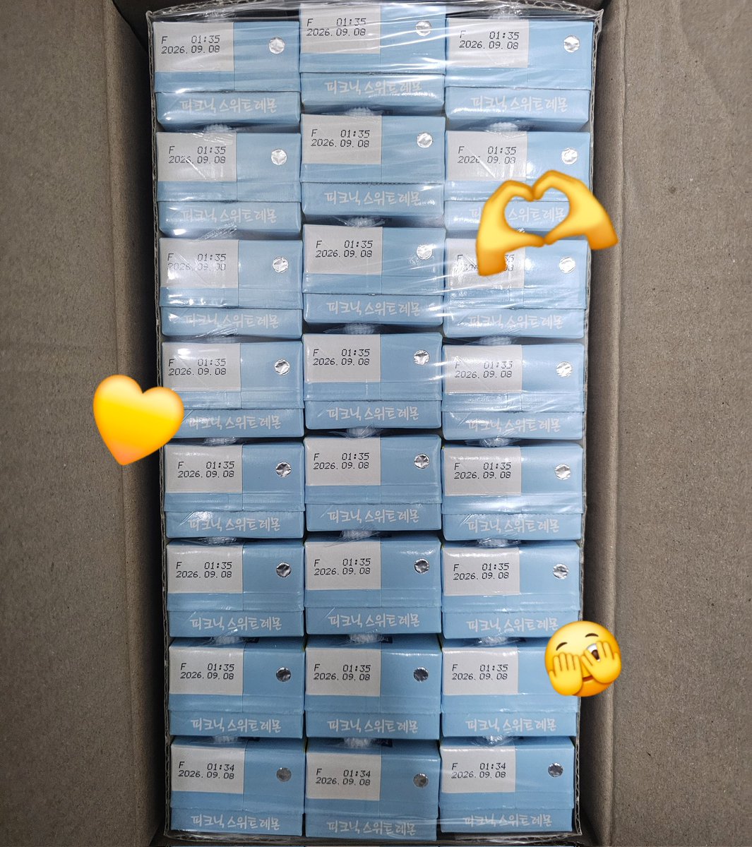 100zo_1's tweet photo. 요즘 봄이 오니까 괜히 싱숭생숭하고 축 쳐졌는데 
#매일유업 이벤트 당첨으로 🍋 피크닉 레몬 🍋 받게 돼서 감사했어요🤍

고딩 때 매점에서 맨날 피크닉 사먹었던 추억 떠올리며 맛보니까 기분 좋더라구요 ㅎㅎ
부드러운 레몬에이드 느낌이라 리프레시 하고 싶을 때 자주 마실 것 같아요! 👍👍

@freshmaeil
