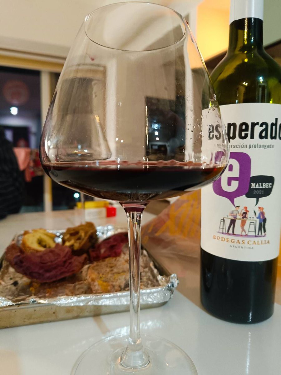 Melissa Rose tweet media