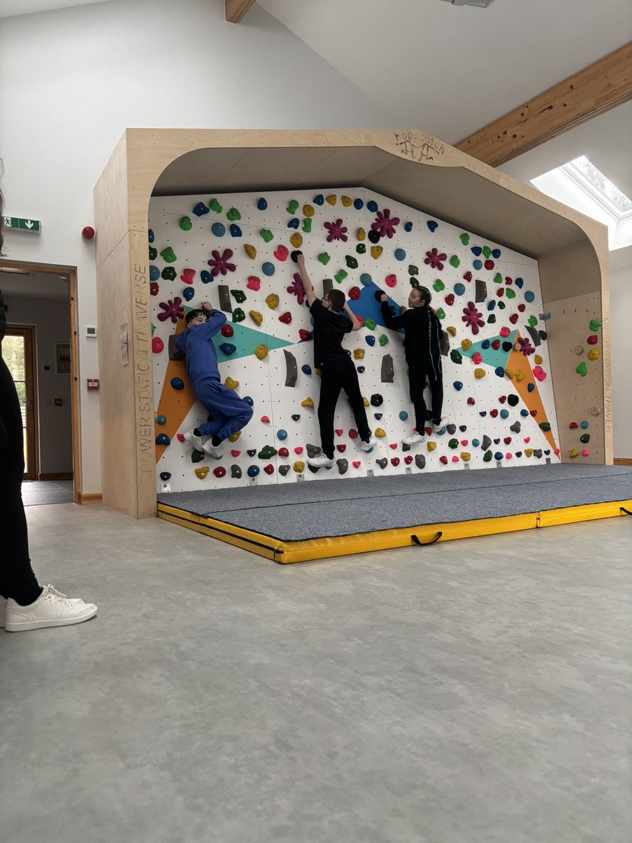 Mrs Savva (Meimaroglou) tweet media