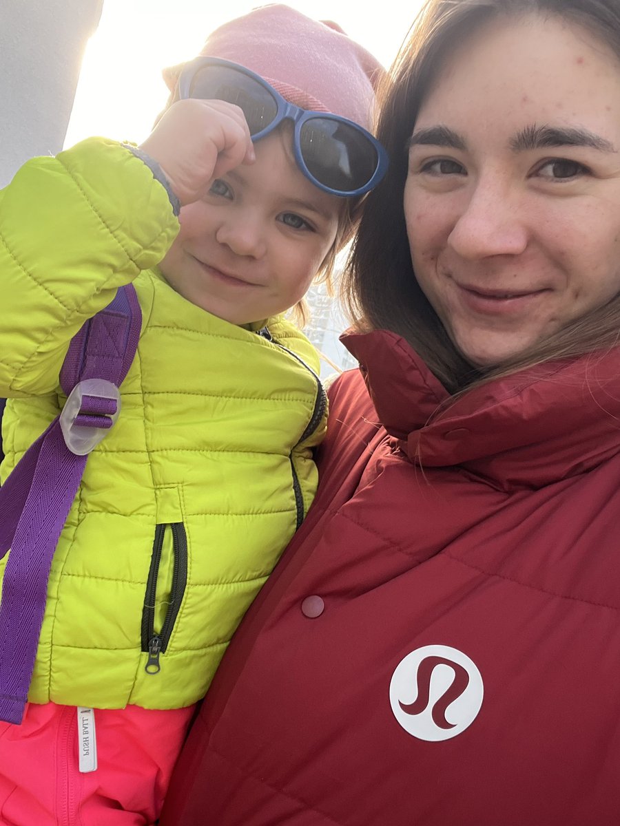 пані Катерина Втомлена tweet media