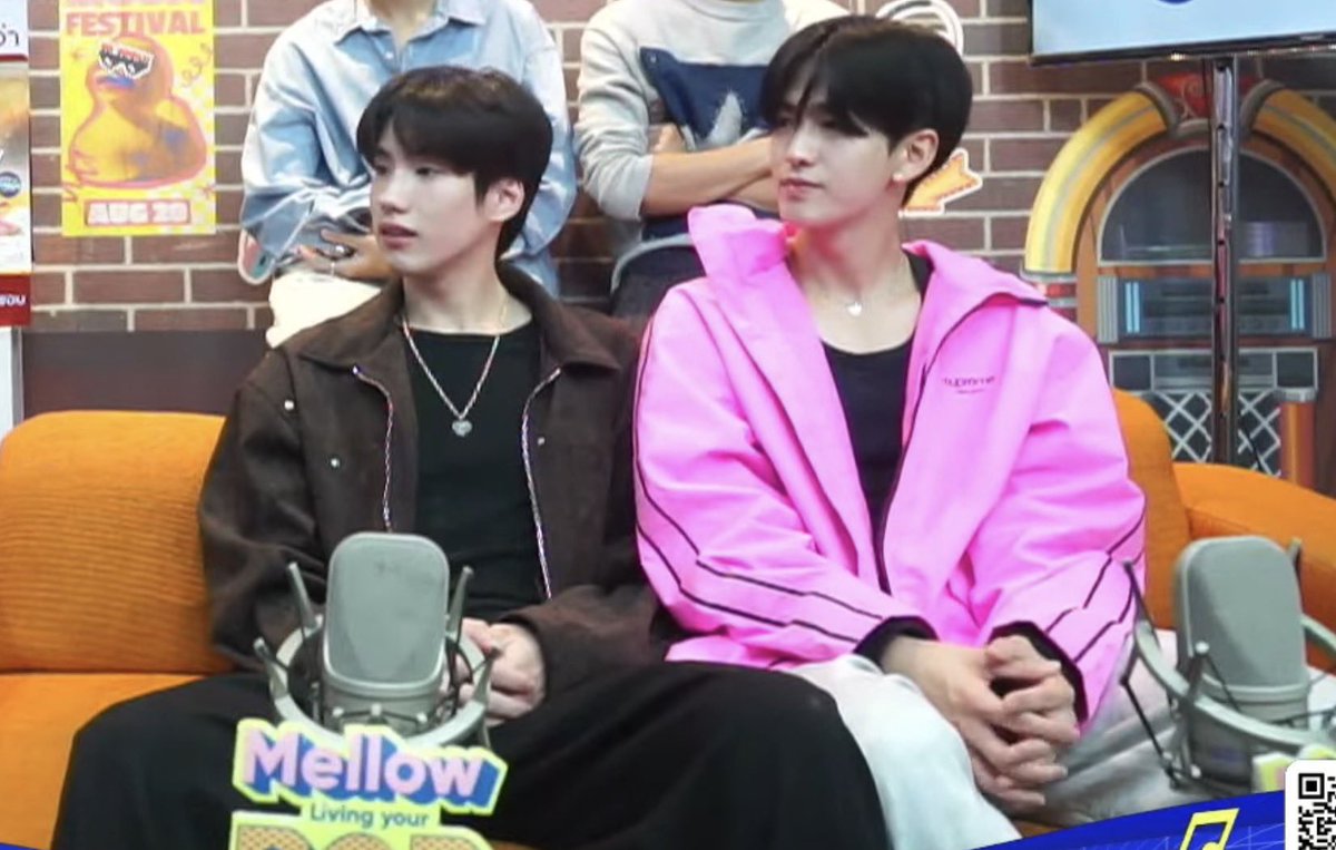 สร้อยหัวใจคู่อ่าขอนับนะ ไม่มีพื้นที่ว่างให้เช่าก้นับ🤭