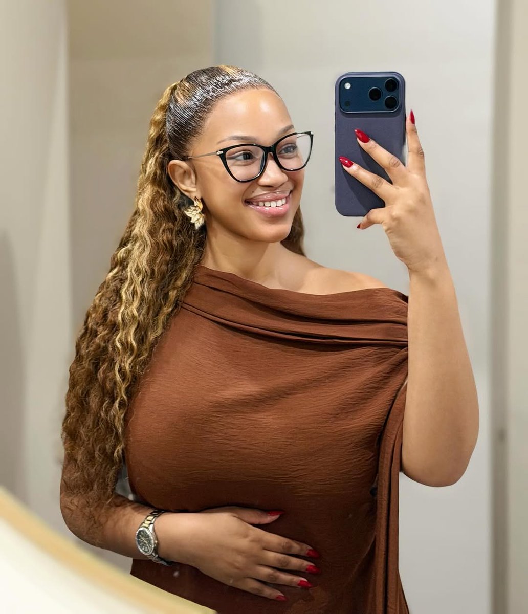 Thandeka tweet media