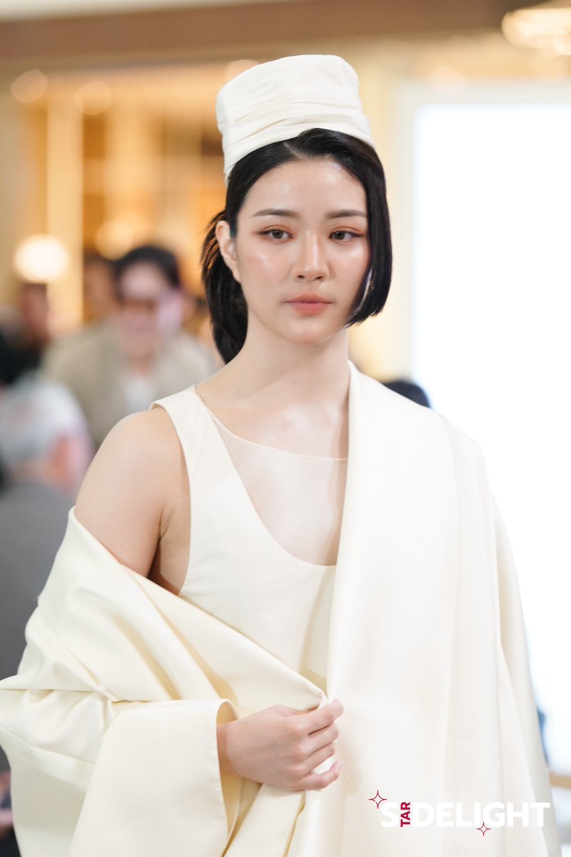 StarDelight tweet media