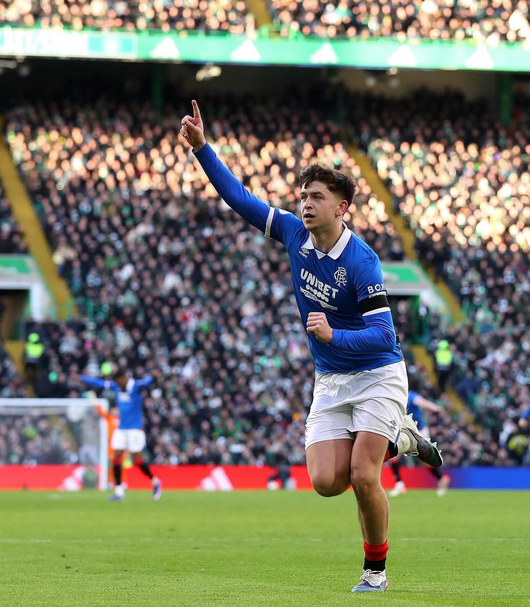 Lilywhite Rose tweet media