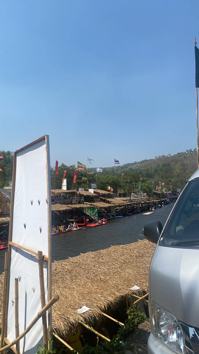 🦊🦊 tweet media