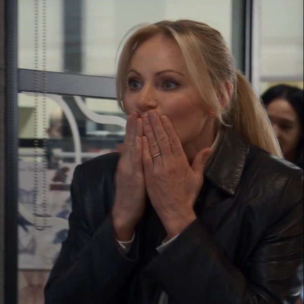 🏄🏼♀️ tweet media