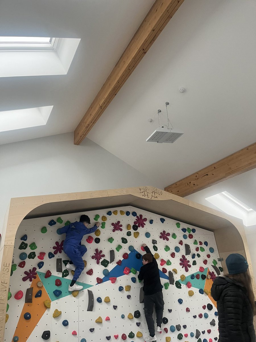 Mrs Savva (Meimaroglou) tweet media