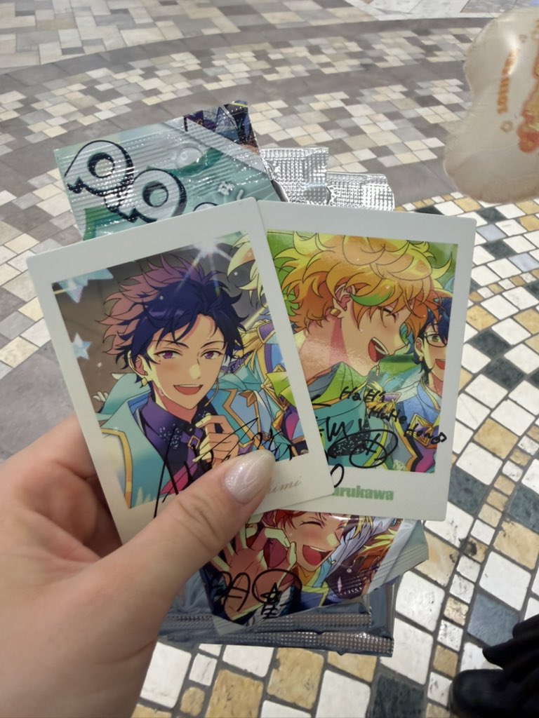 201805naa's tweet photo. ⭐︎交換
あんスタ ぱしゃっつ 10周年 展覧会

譲：日和 巽 颯馬 創 零 夏目 弓弦 宙2 凛月 HiMERU 宗

求：北斗、スバル

本日池袋にて交換希望です
まとめてだと嬉しいです、よろしくお願いいたします🌸

※宗だけ写真にありませんが在庫1あります https://t.co/2eZ1VcQEkf