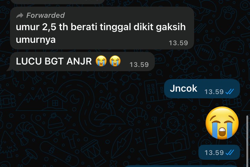 sarraawr tweet media