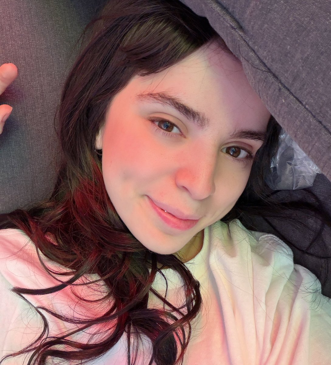 Nelli ༻ tweet media