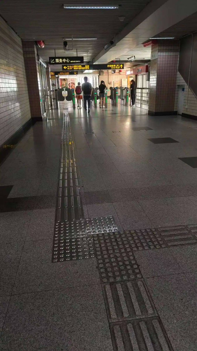 Jane Saragena tweet media