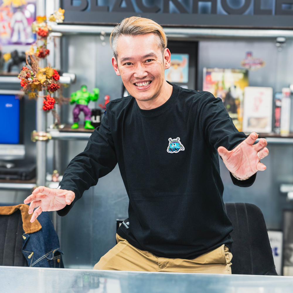 BLACKHOLE tweet media