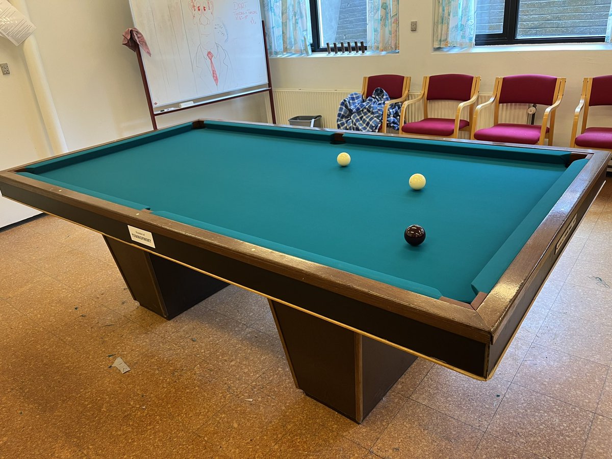 HenningSpil_aps's tweet photo. 1/4 match skomager billardbord fra Grindsted har fået nyt Simonis 330 klæde 🎱
Klar til mange timers spil hos Ældresagen i Jægerspris.

#billard #keglebillard #Jægerspris #restaurering #skomagerbillard https://t.co/muef5uMGWk