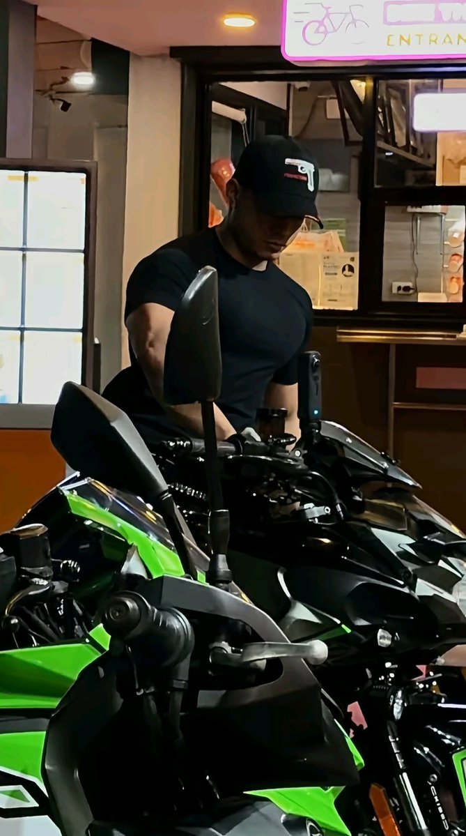 Riders/TopDaddy tweet media