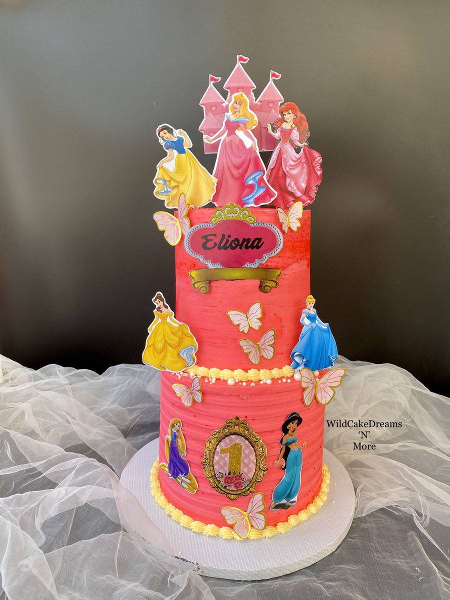 Wildcakedreamsnmore/VALENTINE CAKES IN ABUJA tweet media
