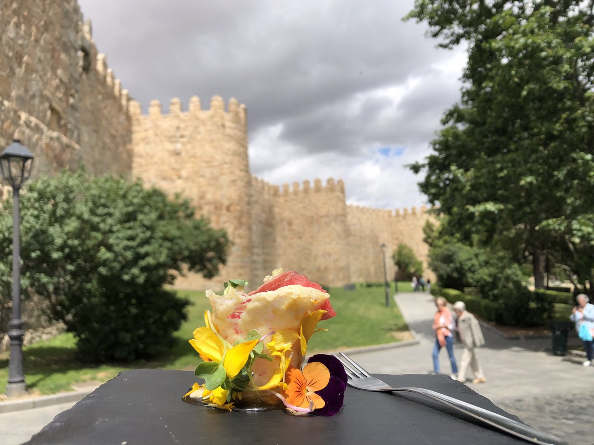 Ávila de Tapas tweet media