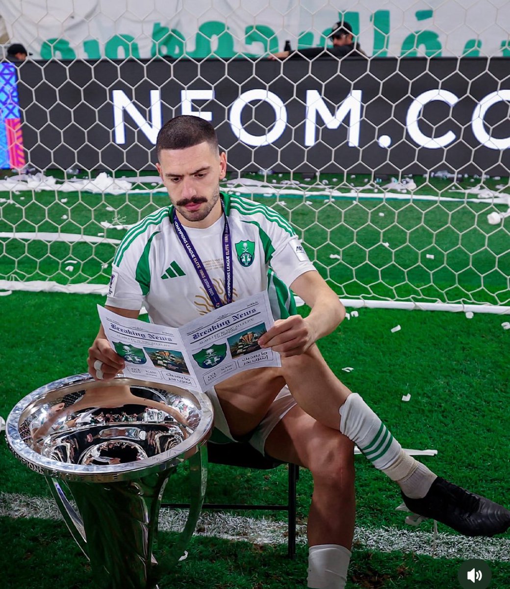 ًًًًً tweet media