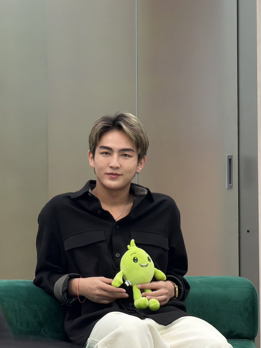 KPH² babies 💚🩷✨ - slow tweet media