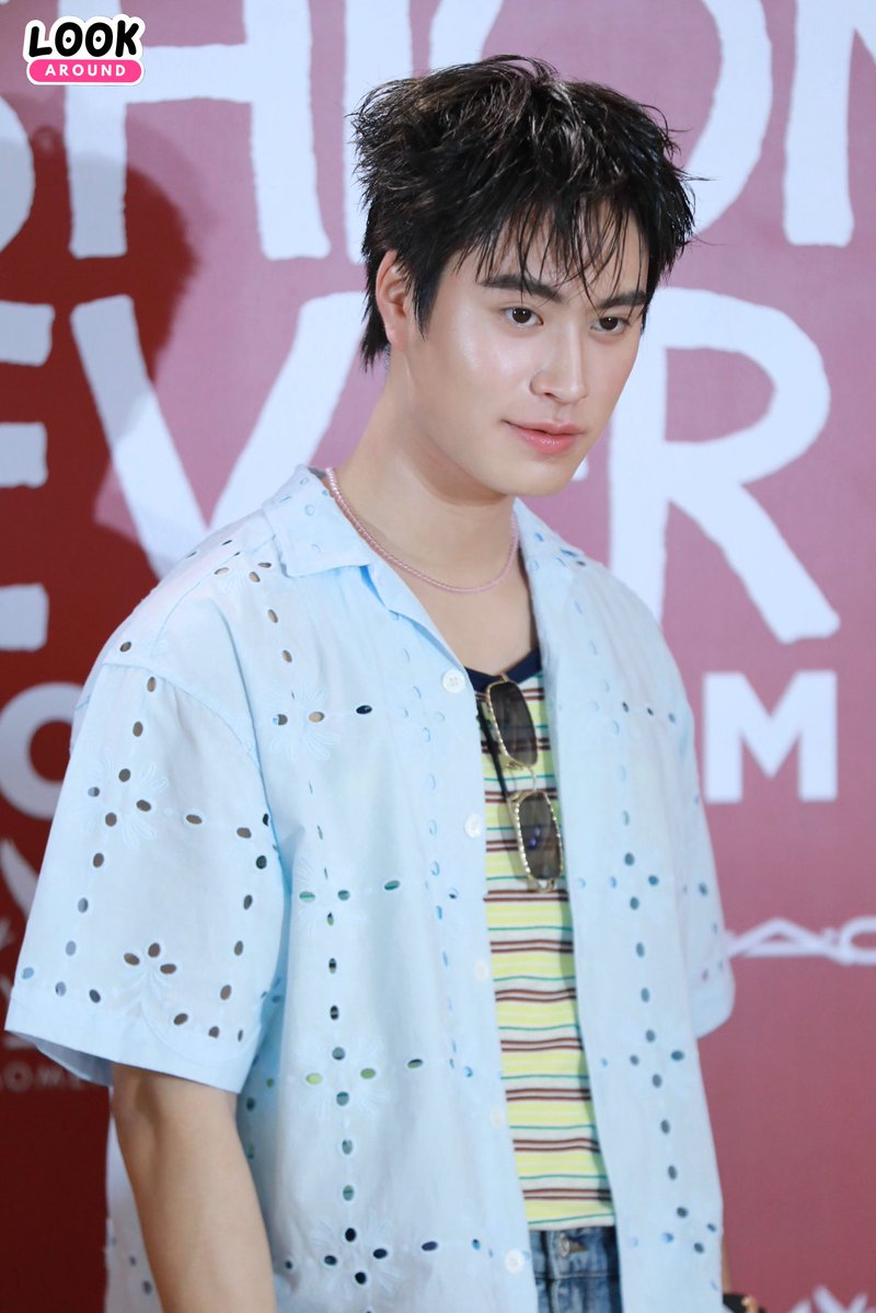 LookARound tweet media