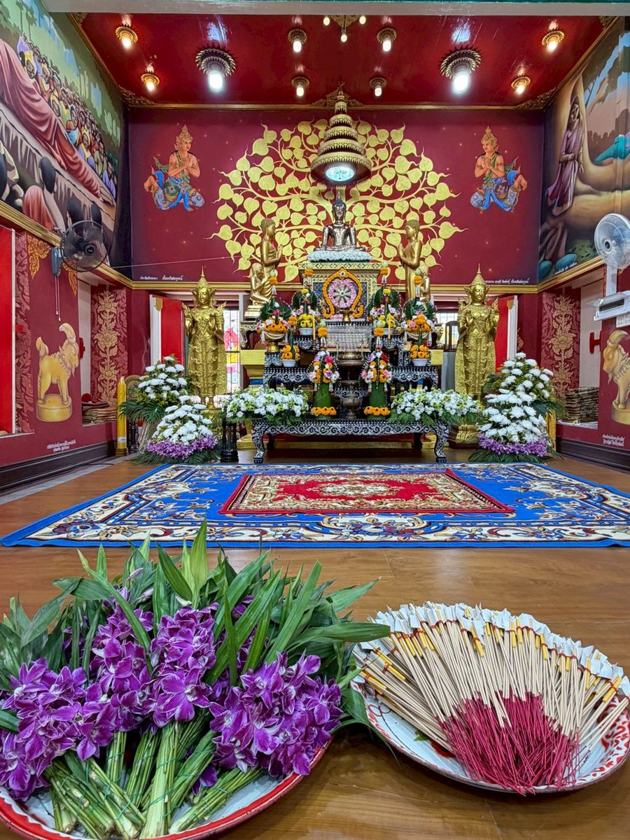 📣พรุ่งนี้วันพระขึ้น 8 ค่ำ เดือน 5

🌟เปิดรับฝากใส่บาตรชุดละ 50฿
เมนู : ถั่วฝักยาวผัดพริกแกงไก่

💐ถวายดอกไม้วัด กำละ 20฿

✨ถวายชุดธูปเทียนแผ่นทองชุดละ 3฿

🧡พรุ่งนี้เป็นเมนูเสริมดวงคนเกิดวันพฤหัส

#Desirposterวันพระ