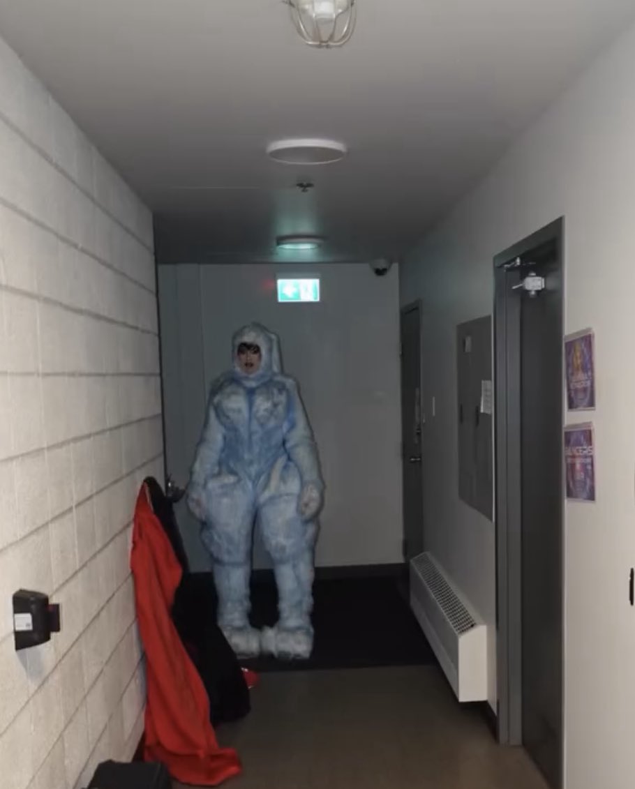 🎲 team toot tweet media