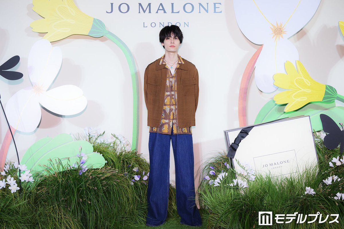 【写真追加📷】
JO MALONE LONDONフォトコール🍐

萩原利久、黄×茶の奇抜シャツで存在感放つ✨️

📷️高画質写真
mdpr.jp/news/4752970

#ジョーマローンロンドン