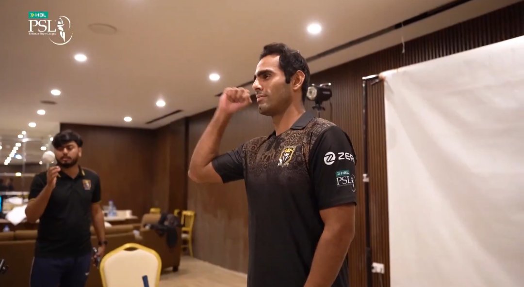TheGuyWithError's tweet photo. 🚨 Hyderabad Kingsmen are still without sponsor's with the PSL set to start tomorrow https://t.co/KPDdff1chl