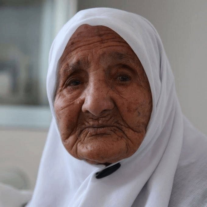flapdotsh's tweet photo. 110-year-old Turkish grandma shares her secret to a long life:

I only ape on flap🦋 https://t.co/m7dF7oRYgg