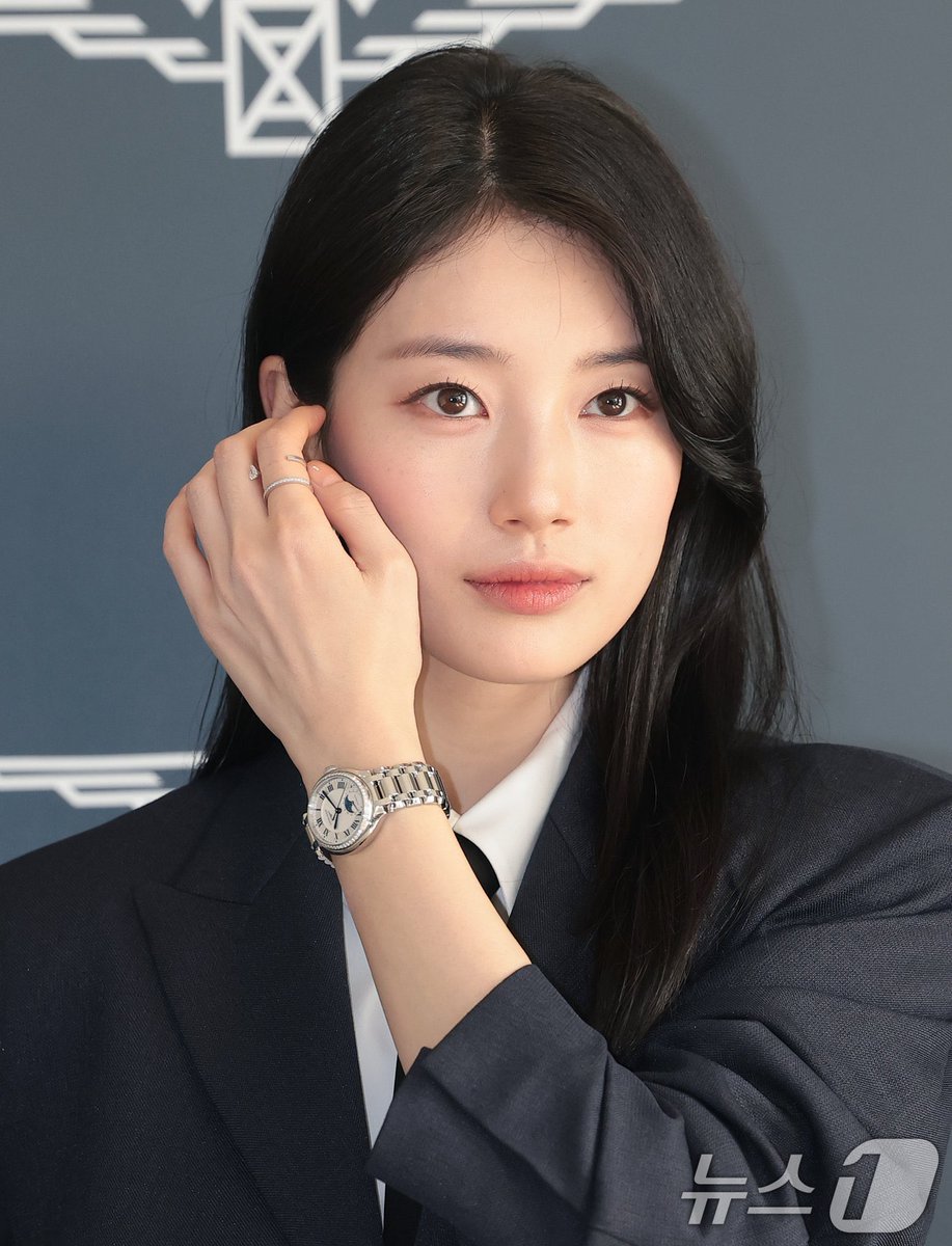 KPOP WORLD INA tweet media