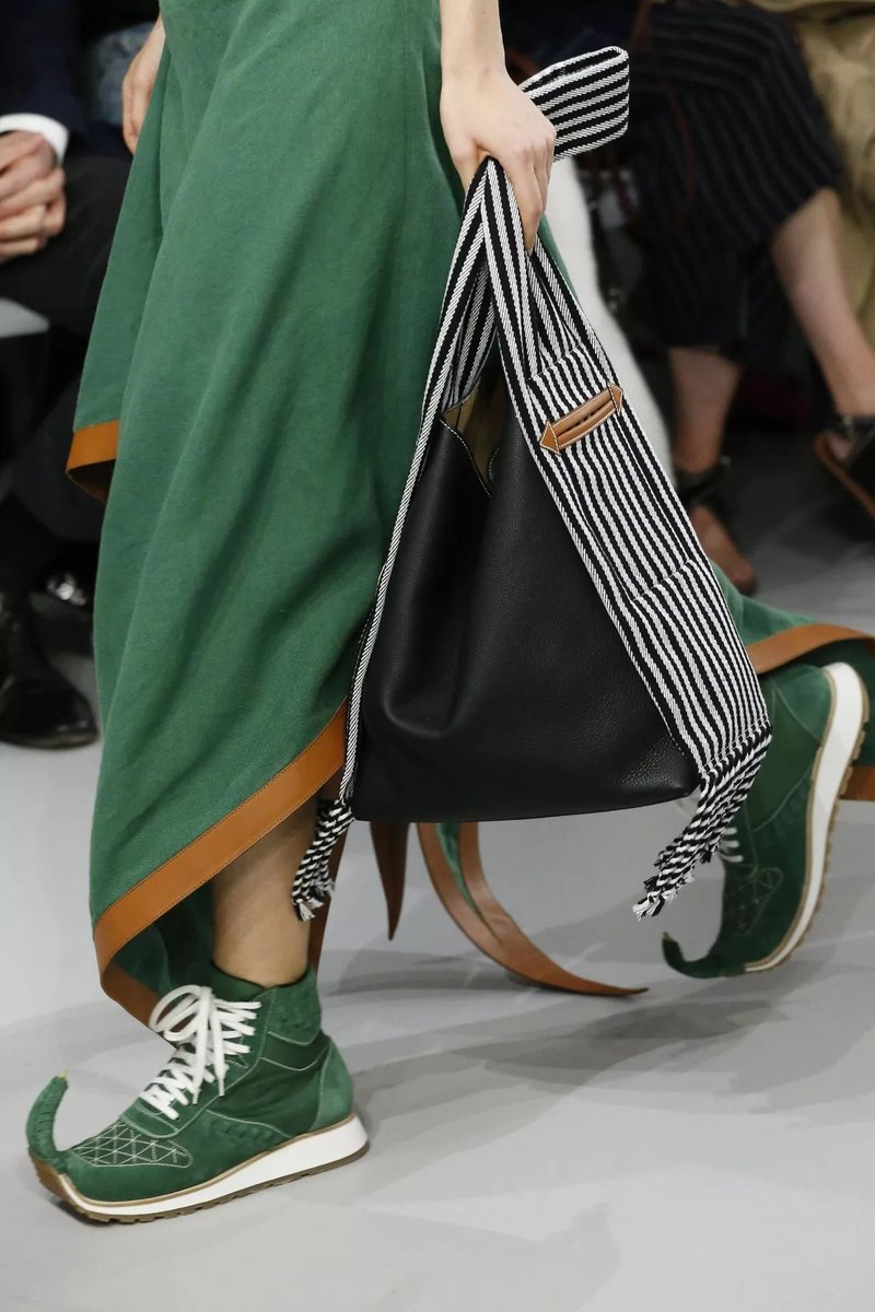 Alexander tweet media