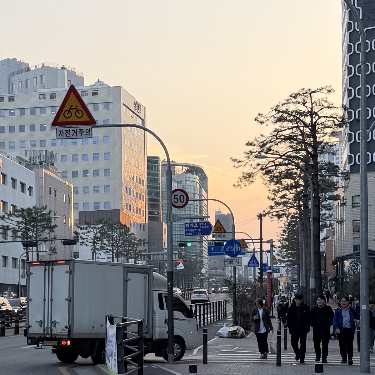 mae ❀ | ia in korea tweet media