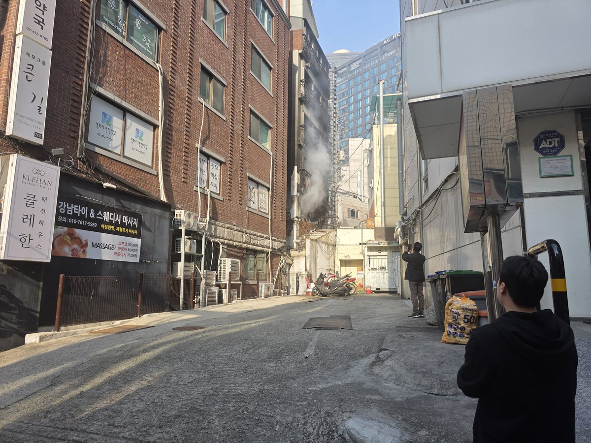 🎇《사회악》社會惡📸 tweet media