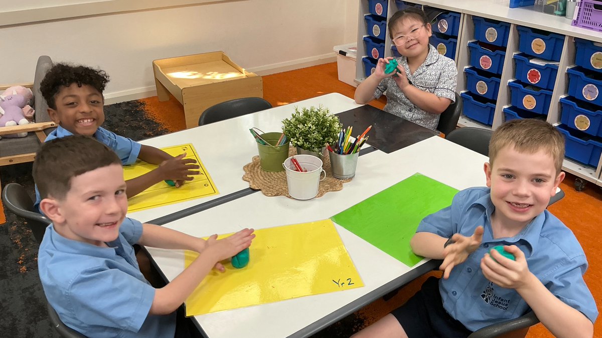 Infant Jesus School tweet media