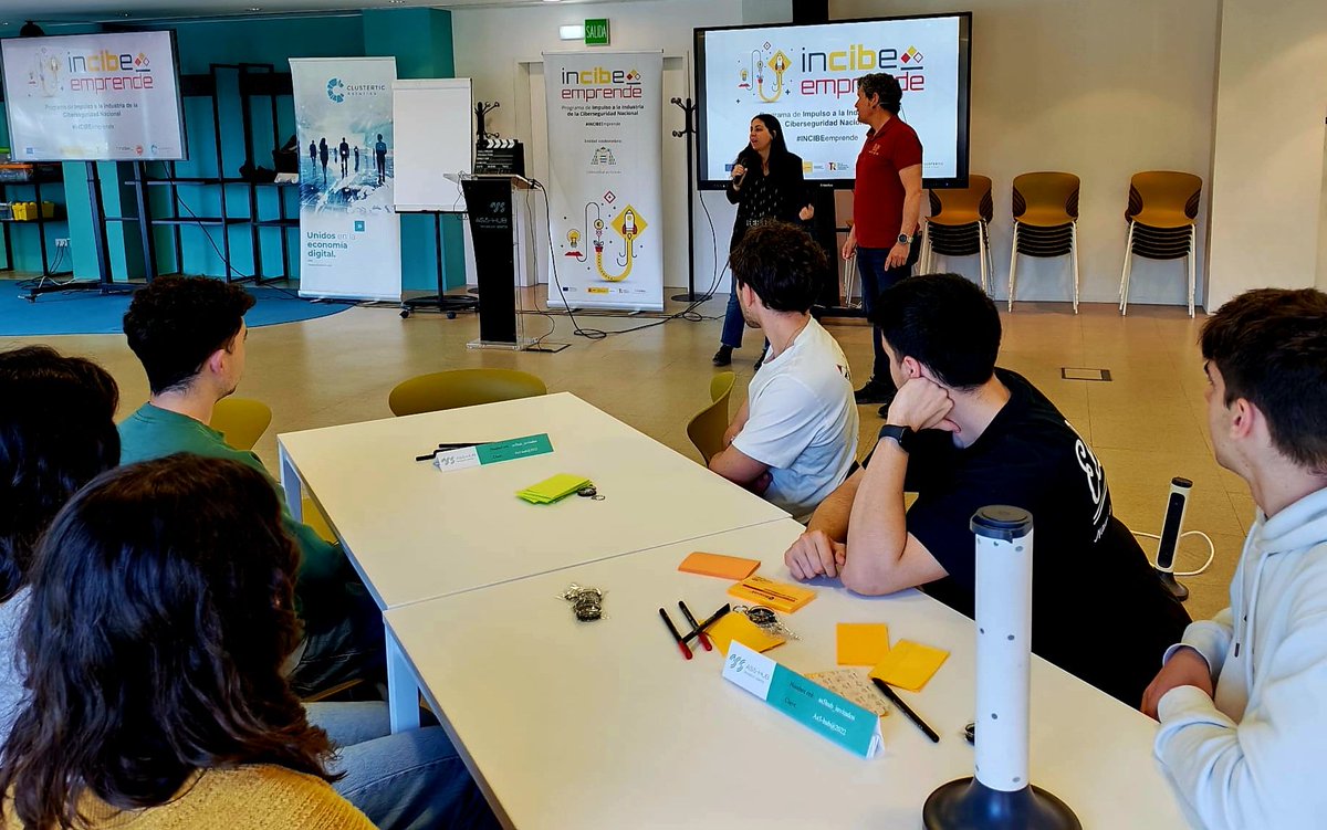 Kike Riesgo tweet media