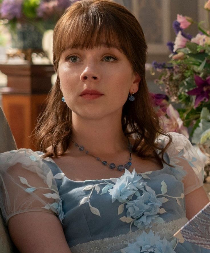 Quiero que le den a Eloise la trama que ella se merece, por favor no la pongan simplemente en el sillón a quejarse😭😭😭🙏🏼

#Bridgerton