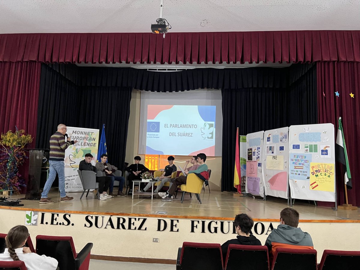 IES SUÁREZ DE FIGUEROA tweet media