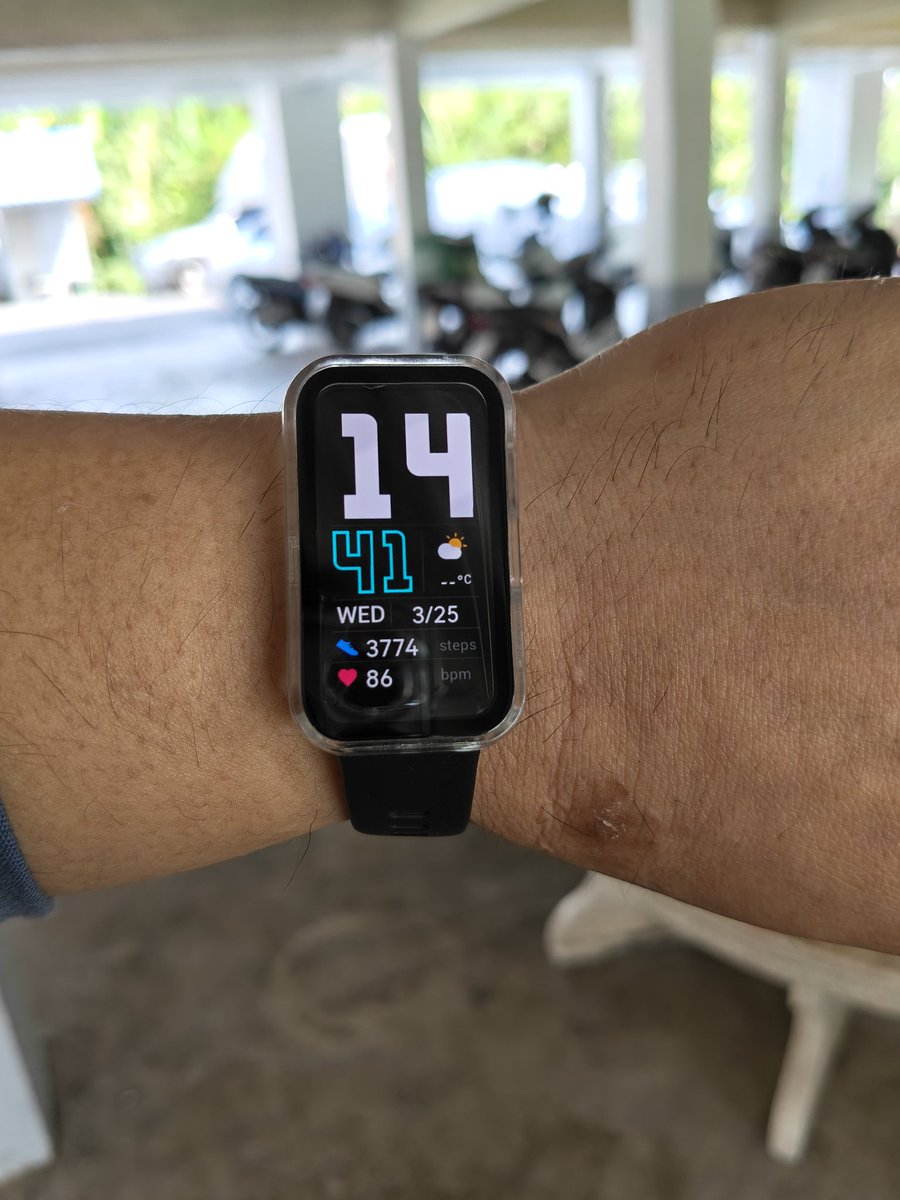 พี่หมีโสดชอบหญิงแท้อวบๆ tweet media