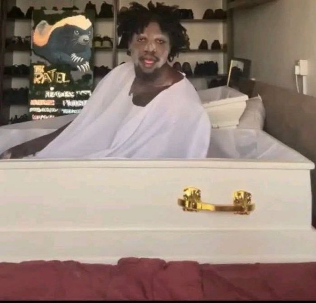 OneUglyNigerian tweet media